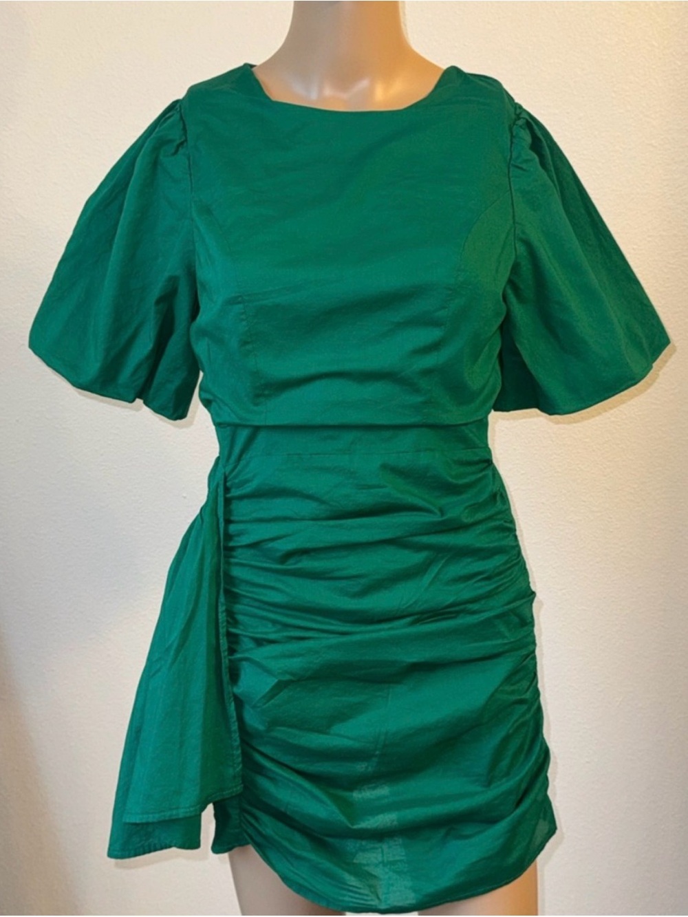 Strut & Bolt💚 Emerald Green Ruched Tie-Waist Mini Dress